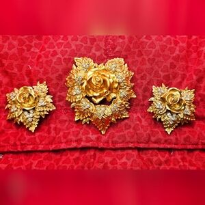 Vintage Elizabeth Taylor For Avon Jewelry Set ~ Never Worn ~ Like New!